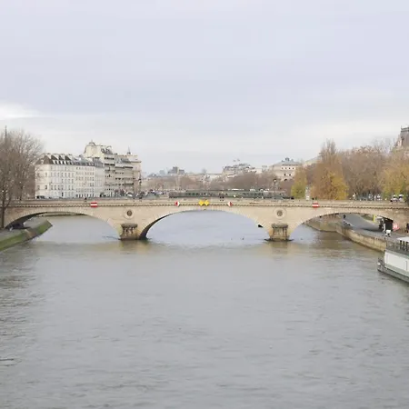 Appartamento 100 M With Seine View Marais Near Notre-dame Parigi